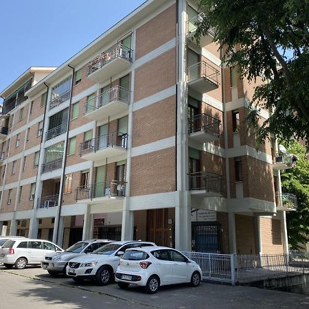Casa Di Ale Apartment Реджо Емилия Екстериор снимка